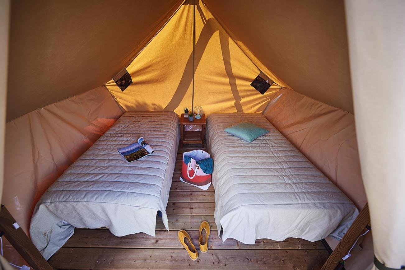 Camping Porte Des Alpilles By M.A Destination Glamping Saint-Étienne-du-Grès Zewnętrze zdjęcie