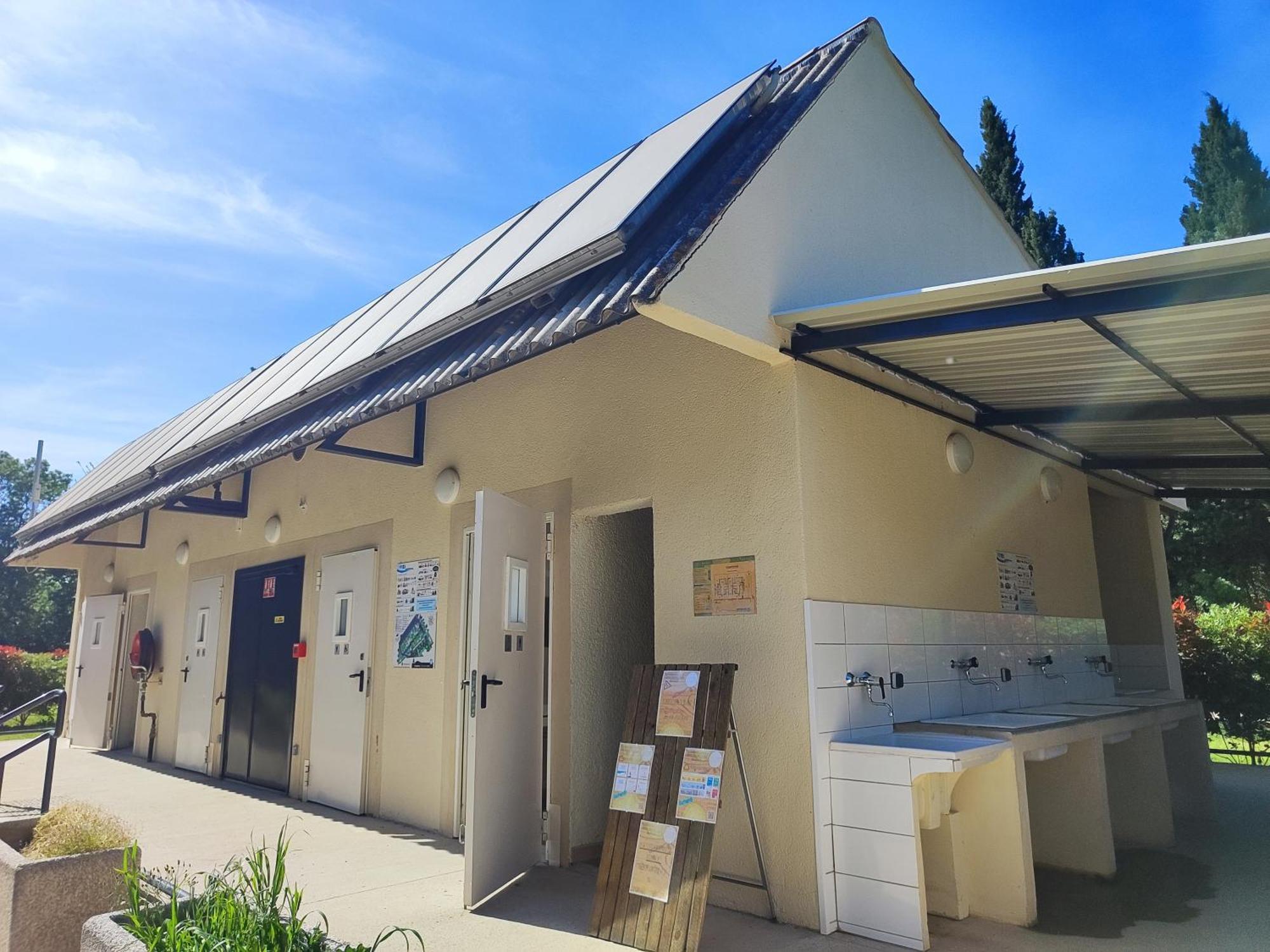 Camping Porte Des Alpilles By M.A Destination Glamping Saint-Étienne-du-Grès Zewnętrze zdjęcie