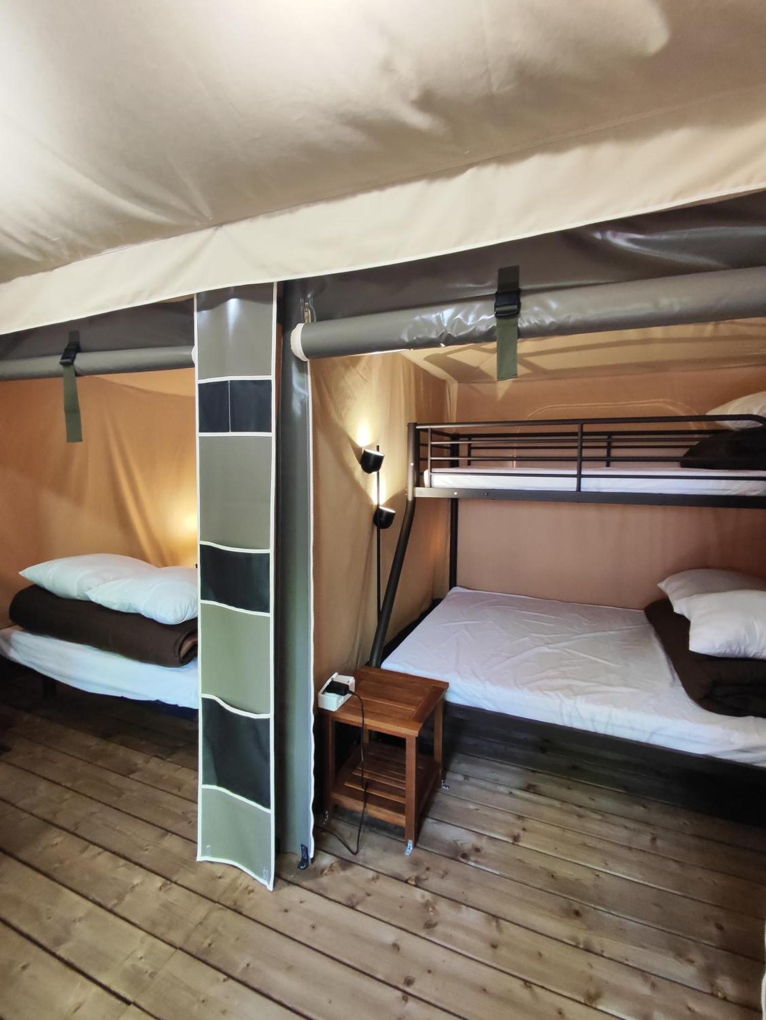 Camping Porte Des Alpilles By M.A Destination Glamping Saint-Étienne-du-Grès Zewnętrze zdjęcie